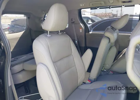 2015 Toyota Sienna Xle 8 Passenger from USA, damaged, VIN 5TDYK3DC6FS561960